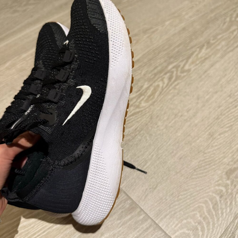 Nike(Wmns) React Escape Run Flyknit 'Black White'… - image 8